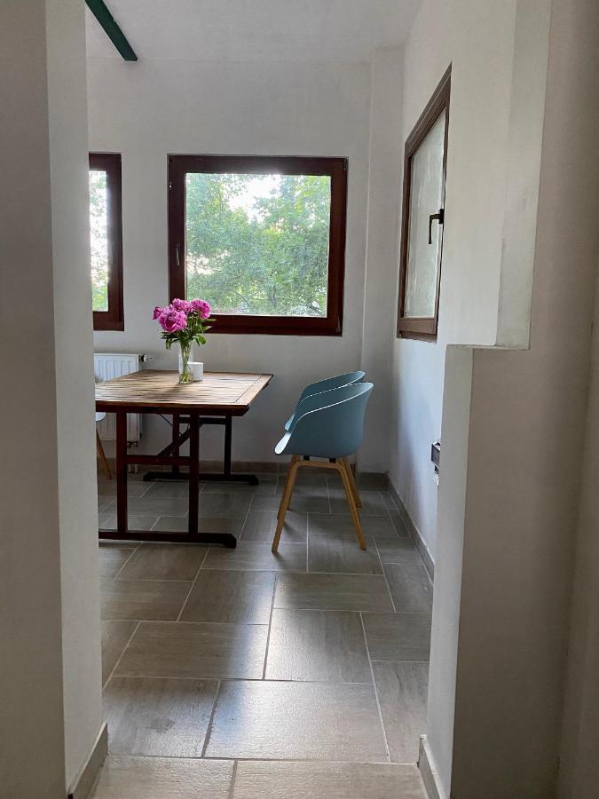 Rustic Cottage & Garden Retreat On Buda Hilltop Budapeşte Dış mekan fotoğraf
