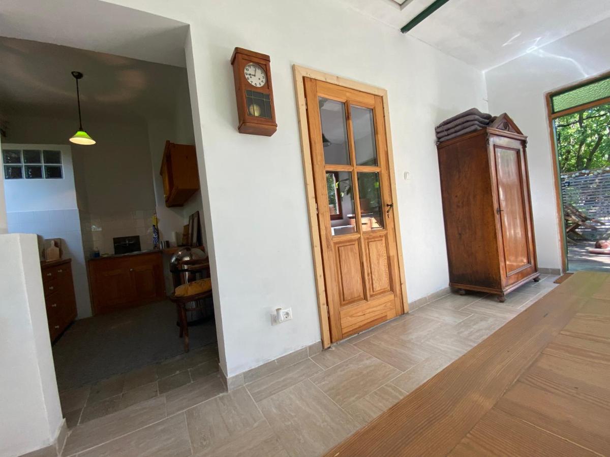Rustic Cottage & Garden Retreat On Buda Hilltop Budapeşte Dış mekan fotoğraf